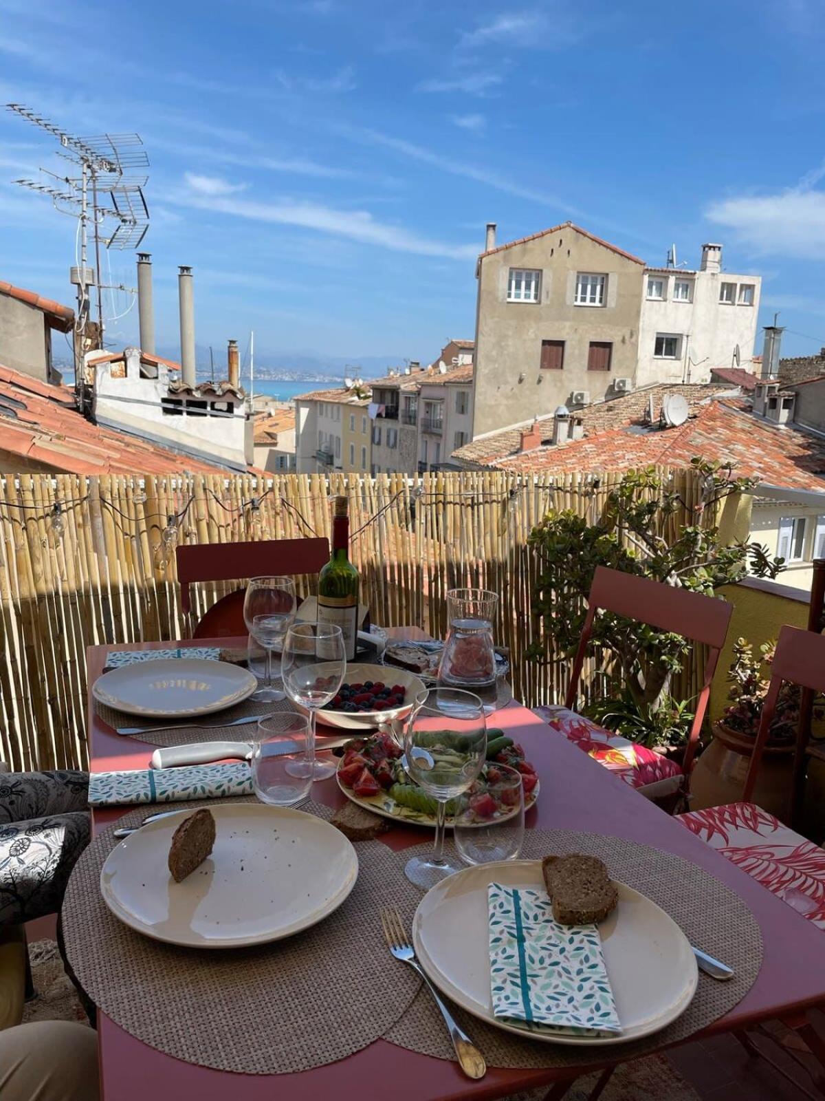 06M - Old Antibes Beautiful Duplex Terrace With Sea View Appartement Buitenkant foto
