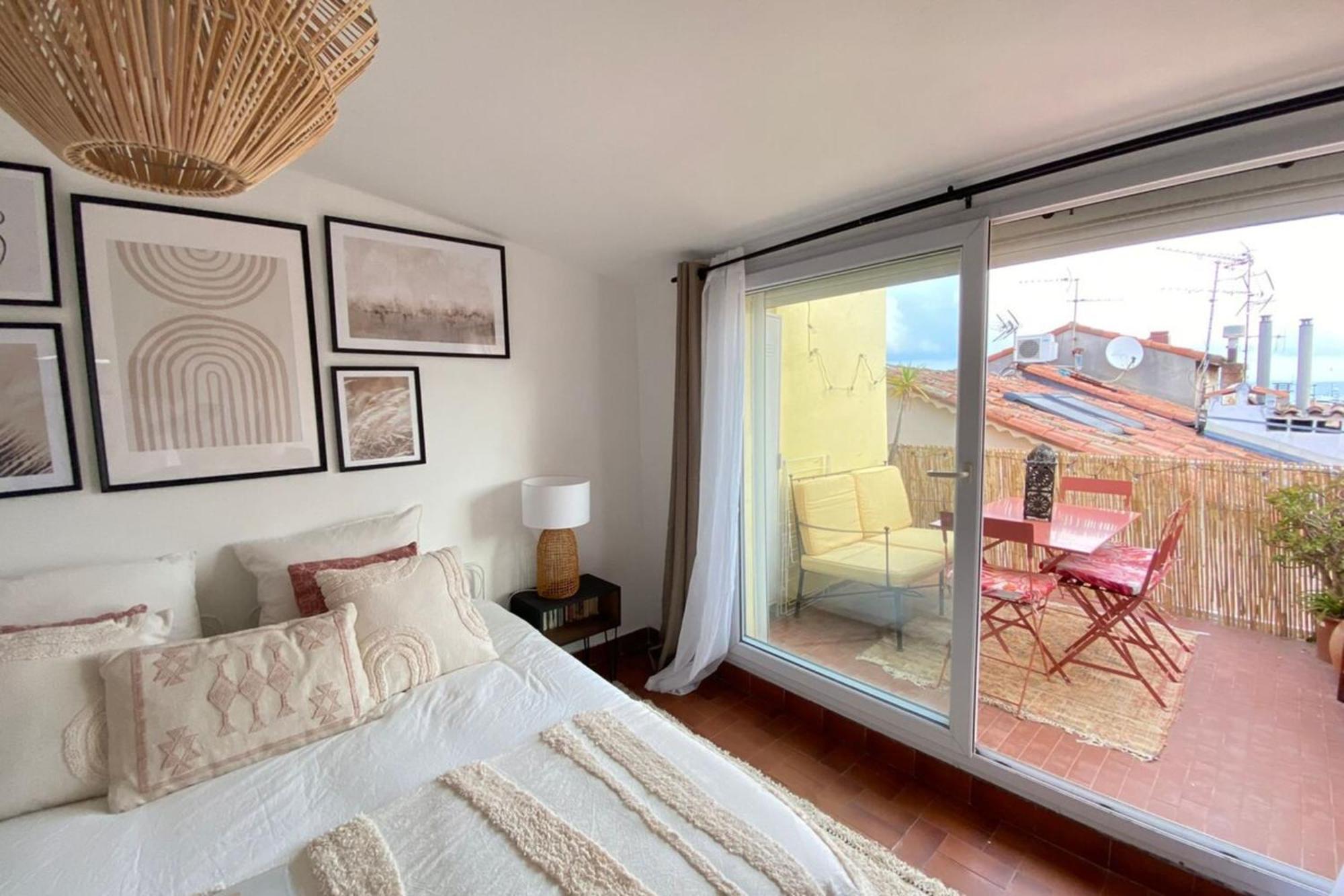 06M - Old Antibes Beautiful Duplex Terrace With Sea View Appartement Buitenkant foto