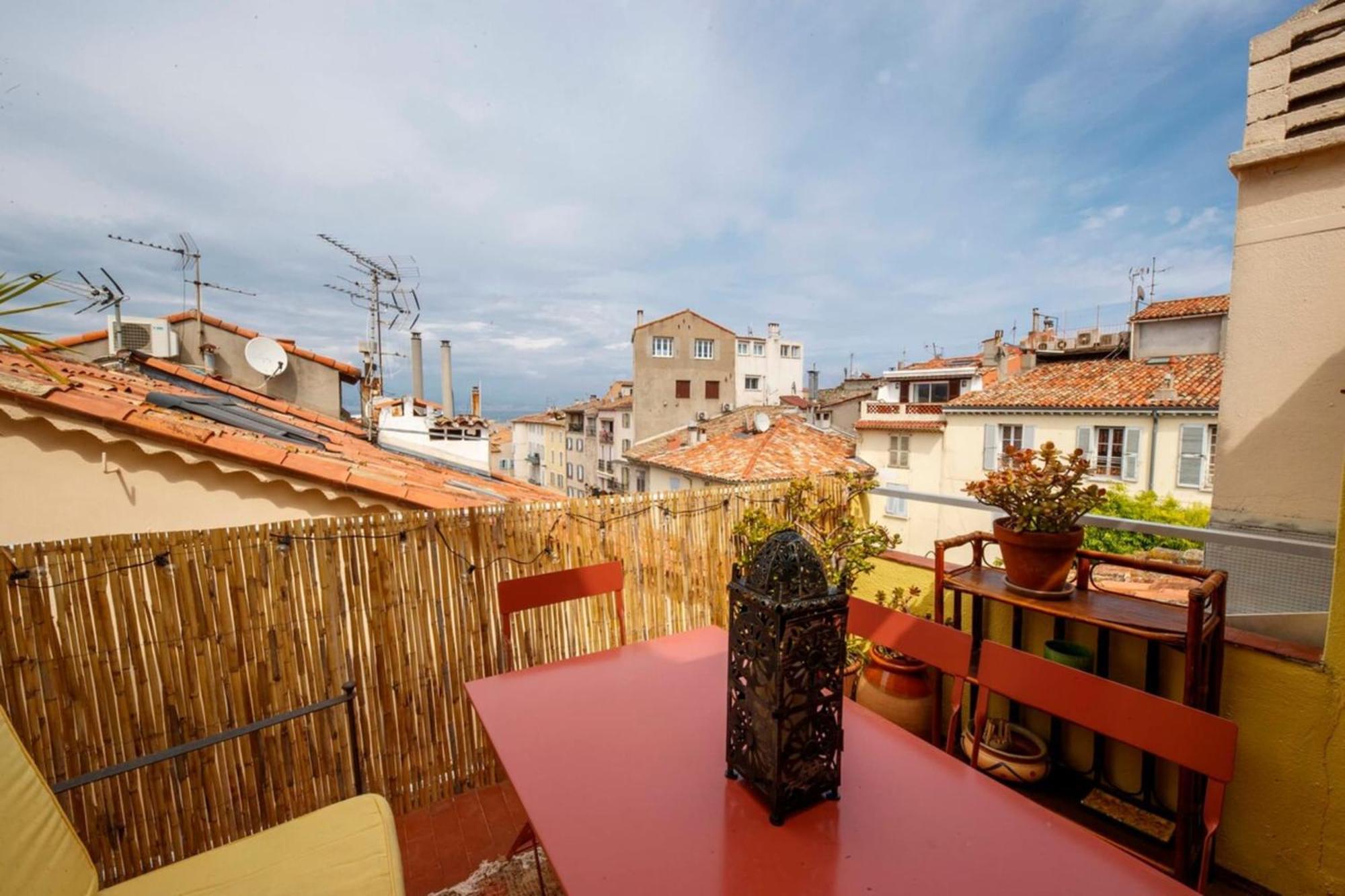 06M - Old Antibes Beautiful Duplex Terrace With Sea View Appartement Buitenkant foto