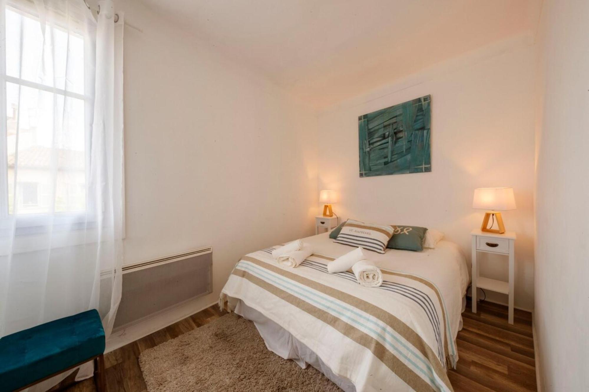 06M - Old Antibes Beautiful Duplex Terrace With Sea View Appartement Buitenkant foto