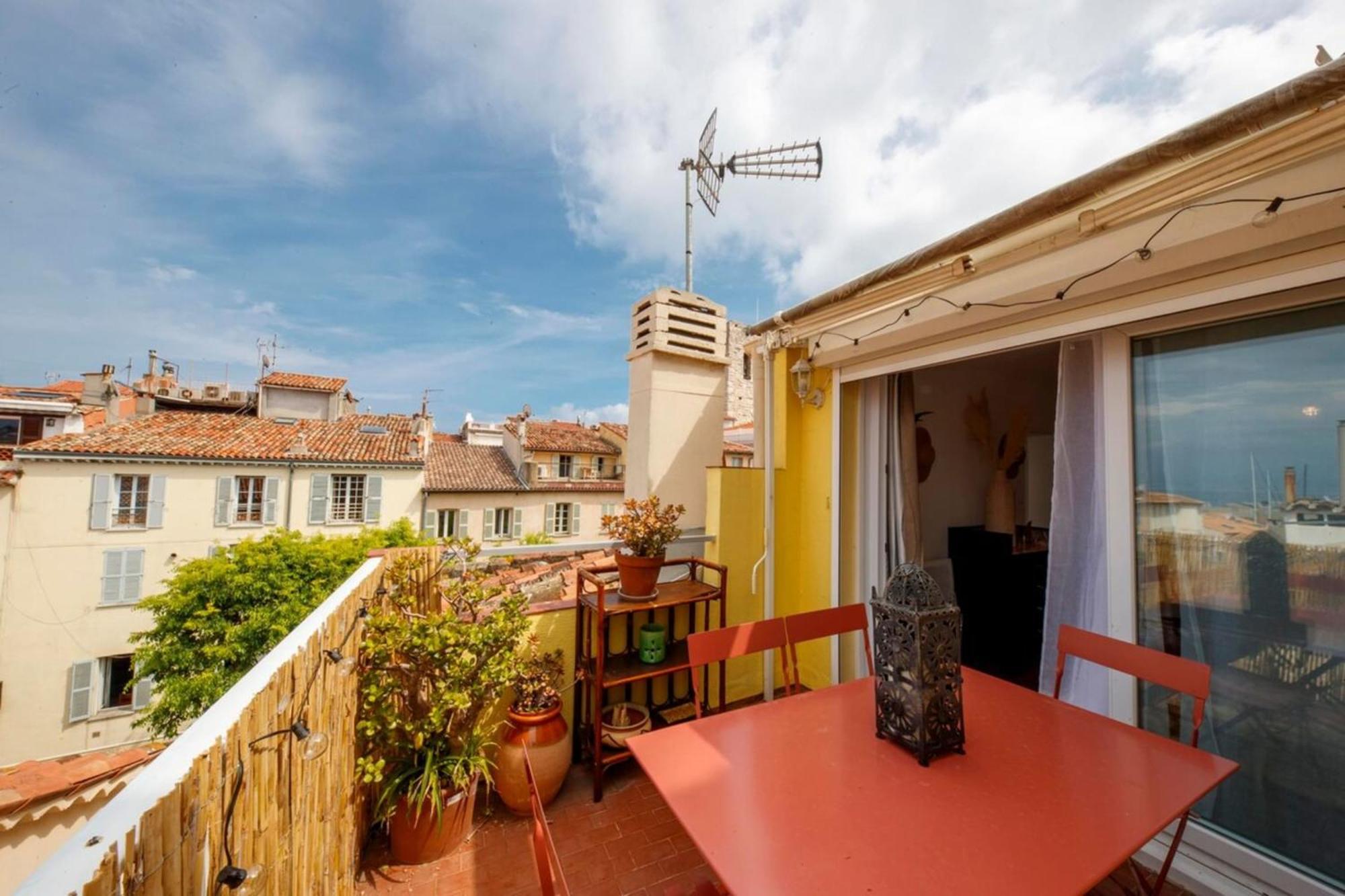 06M - Old Antibes Beautiful Duplex Terrace With Sea View Appartement Buitenkant foto